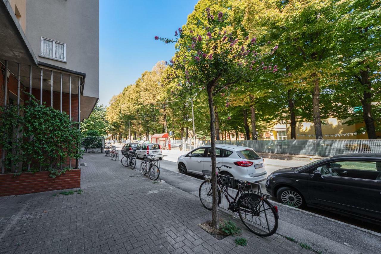 Sant'Orsola Colorful Huge Apartment Bologna Exterior foto